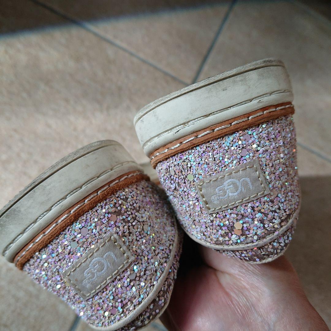 UGG グリッタースリッポン　ピンク　24cm ラメ　スニーカー vans