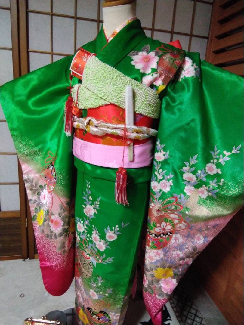 7歳向け 化繊のお着物セット目立った傷や汚れなし