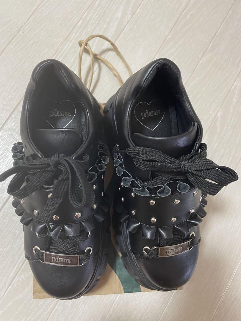 pium フリルベルトボリュームスニーカー Mサイズ black
