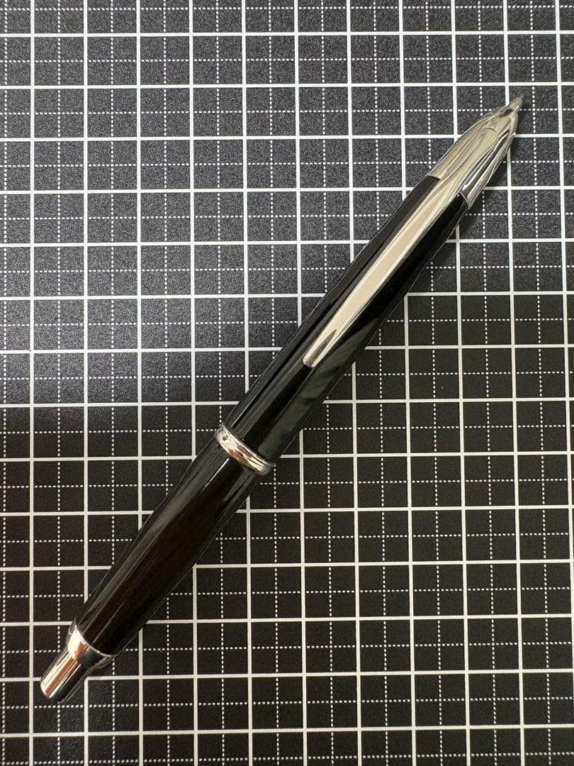 PILOT パイロット　キャップレス　ボールペン