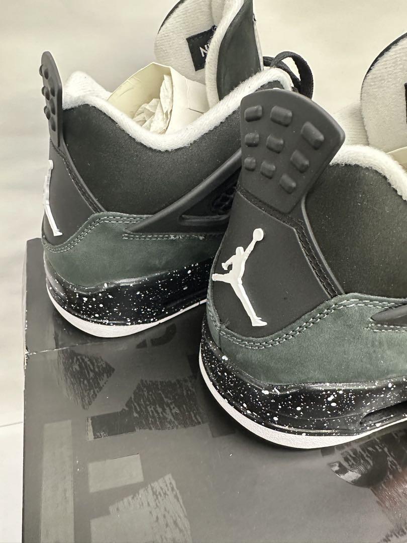 Air Jordan 4 グレー/ブラック/ホワイト 新品 Air Jordan 4 グレー/ブラック/ホワイト エアジョーダン