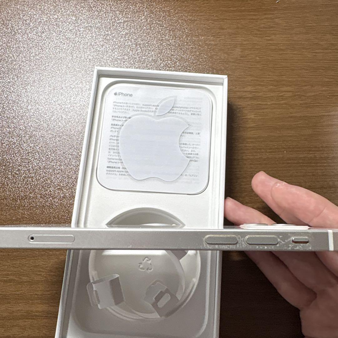 Apple iPhone 12 本体
