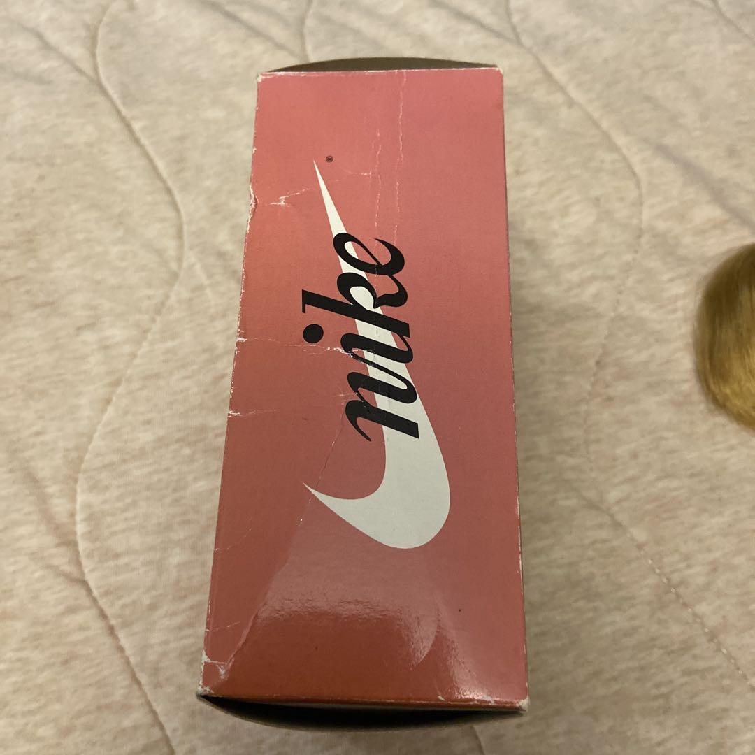プチブライス コートニーデズバイナイキ