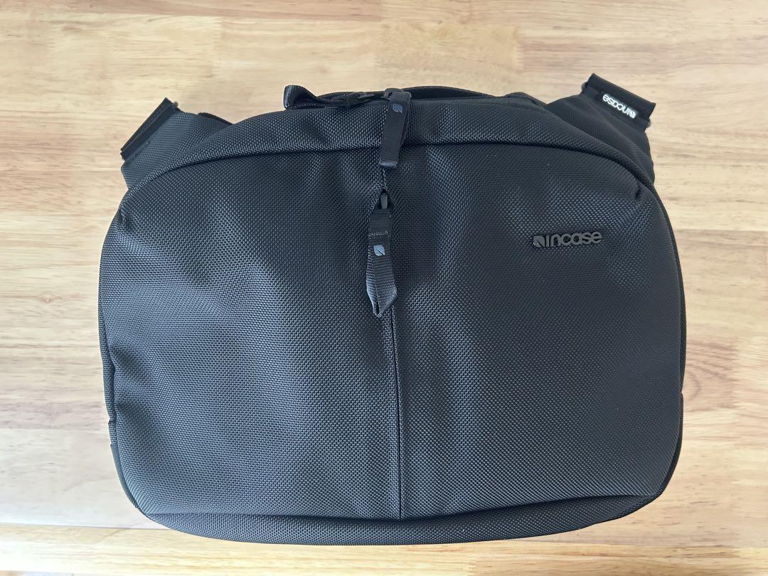 INCASE Tracks Sling 7L　インケース スリング