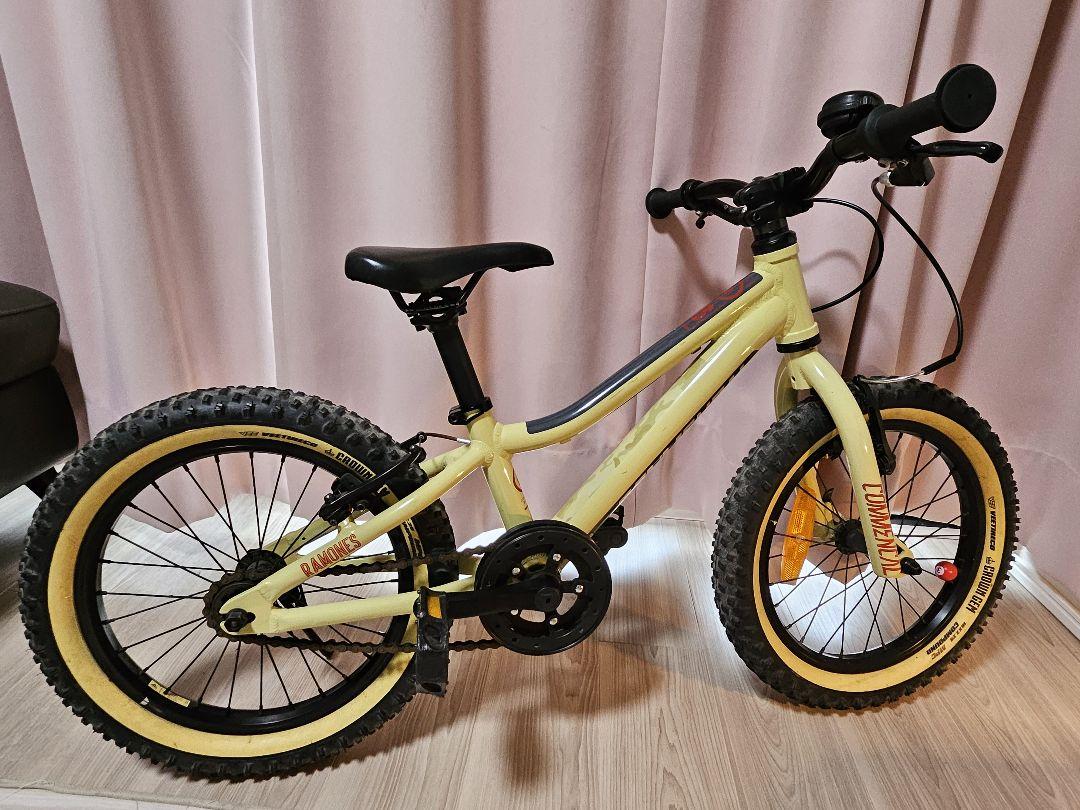豊島区 文京区　新宿区　引取り限定 16インチ子供用自転車 キッズバイク