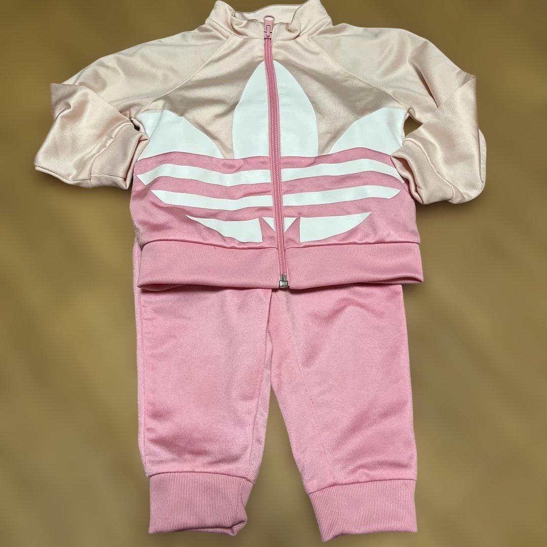 adidas ピンク ジャージ セットアップ