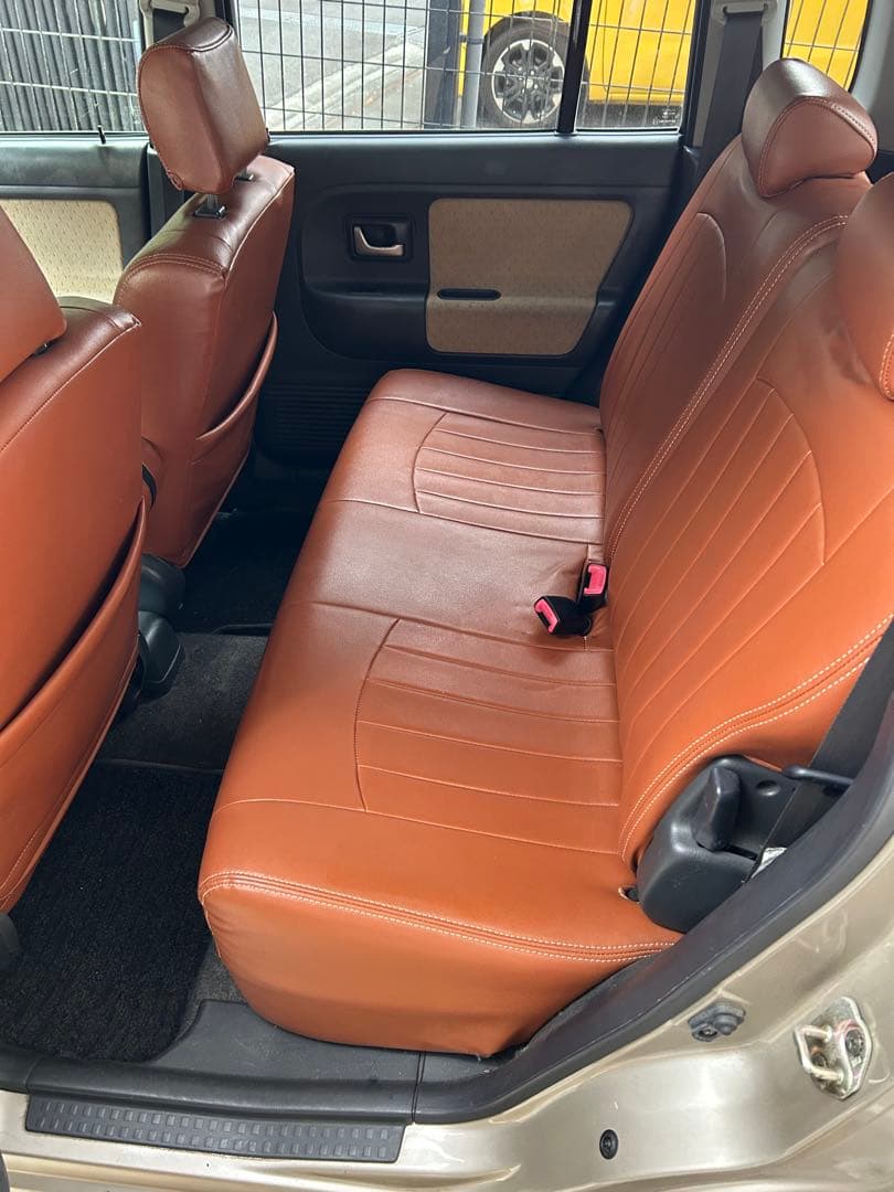 シートカバーやや傷や汚れあり