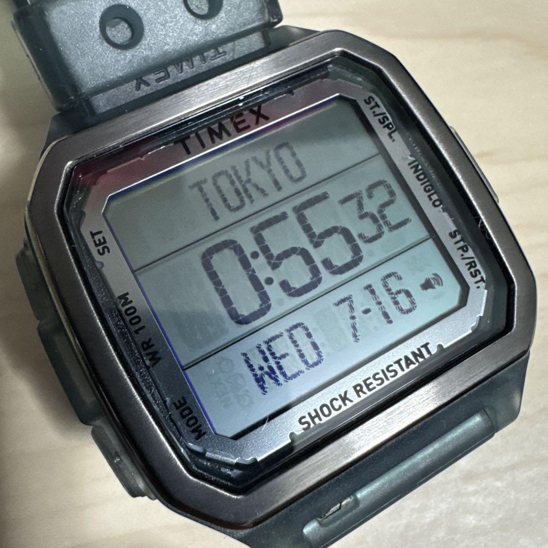 【美品】TIMEX コマンドアーバン TW2U56500 腕時計 グレー TIMEX コマンドアーバン TW2U56500 デジタル腕時計 - メルカリ