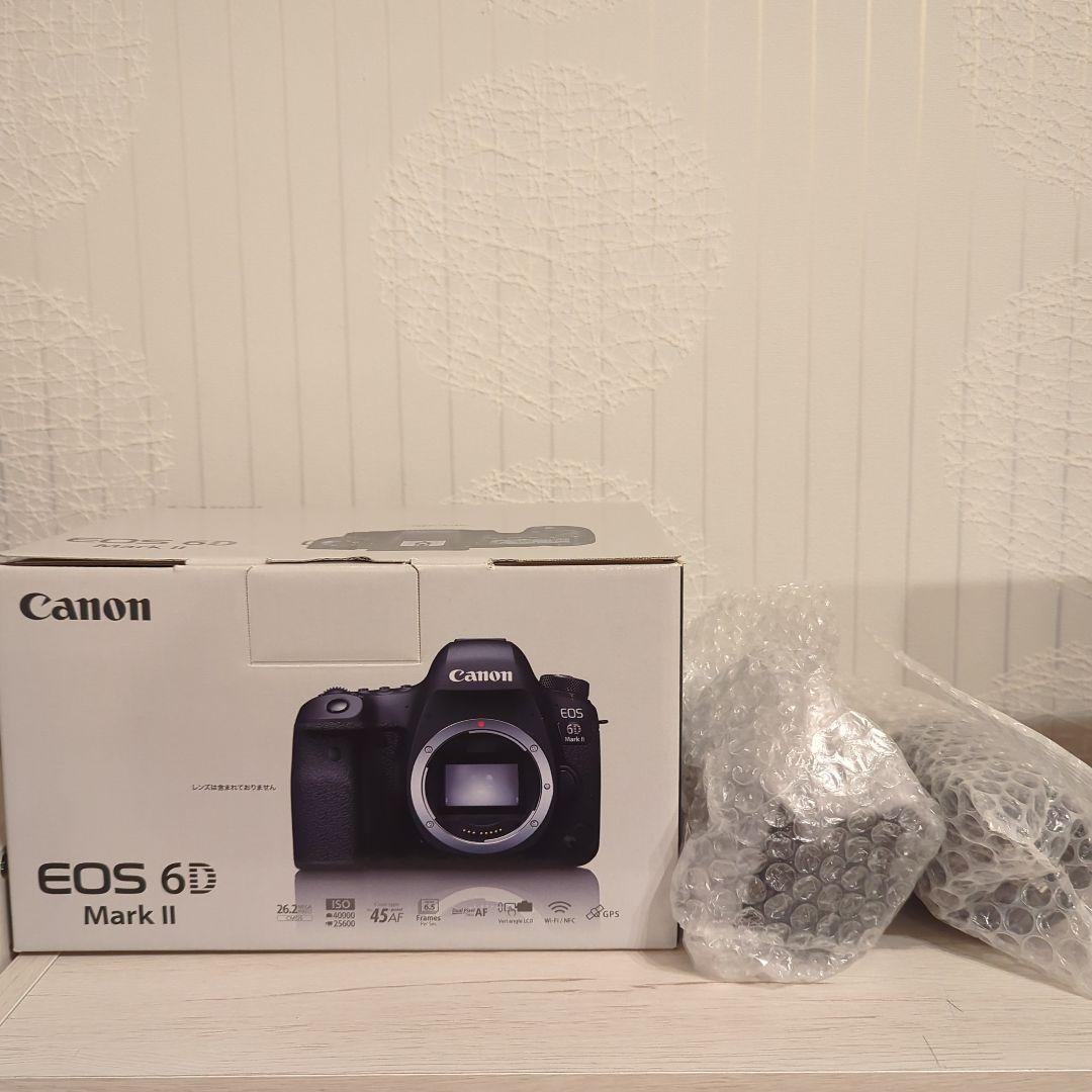 Canon EOS 6D Mark II標準&望遠ダブルレンズセット Canon EOS 6D mark II標準&望遠ダブルレンズセット