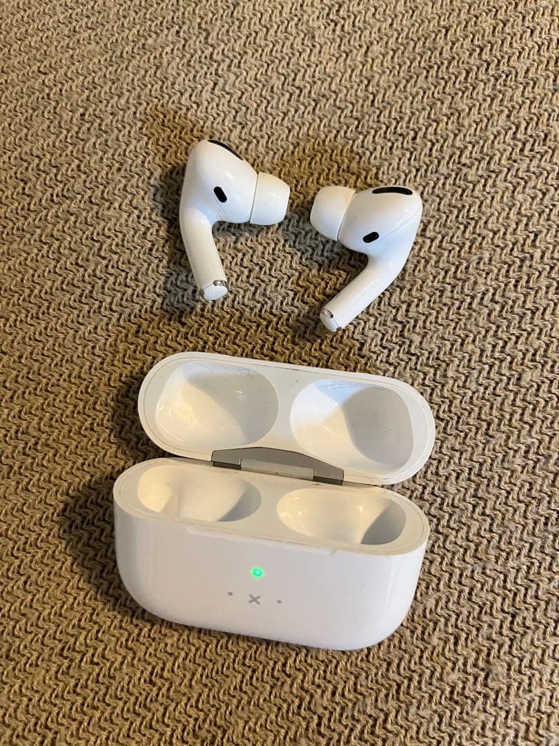 AirPods Pro 本体 充電ケース付き