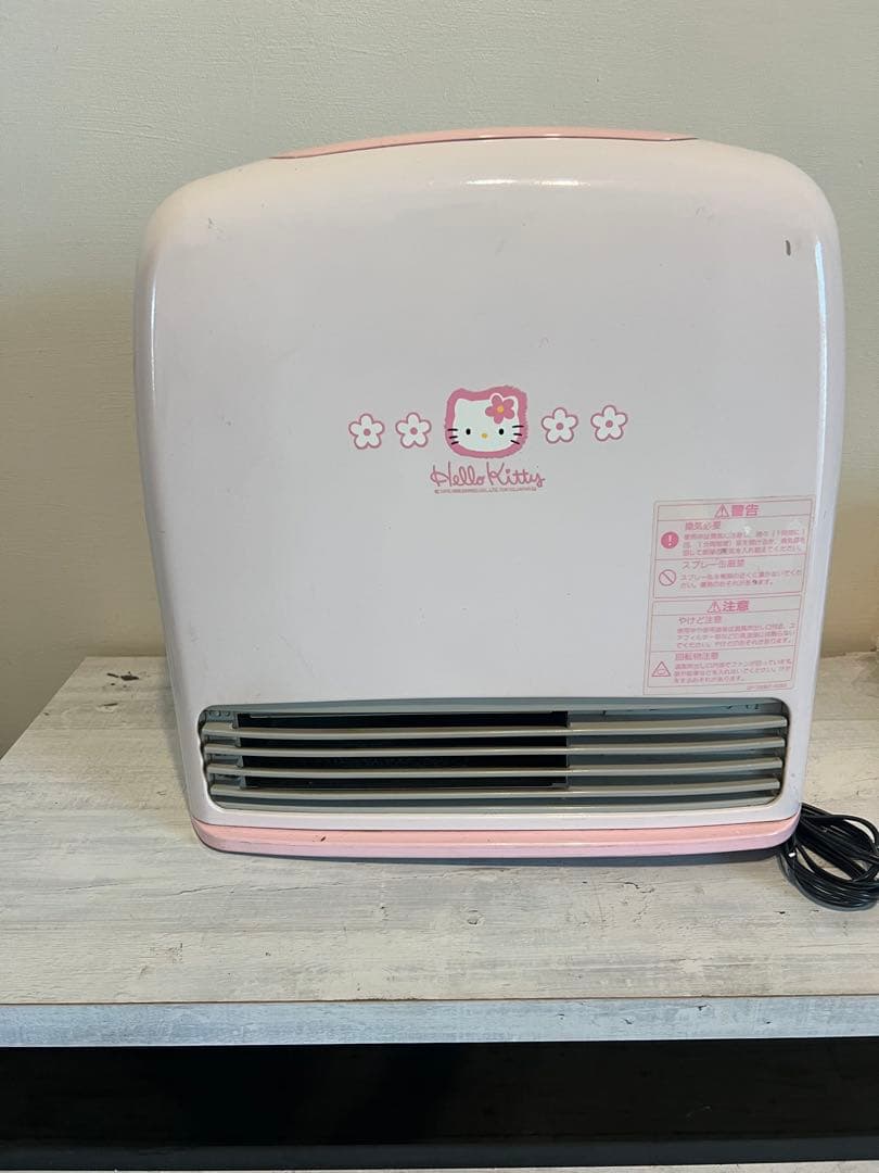 ガスファンヒーターハローキティモデル