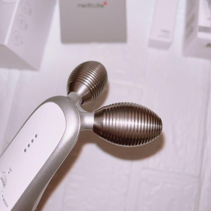 超激安国産 AGE-R メディキューブ LW4Fj-m54532738944 美顔器 在庫低価