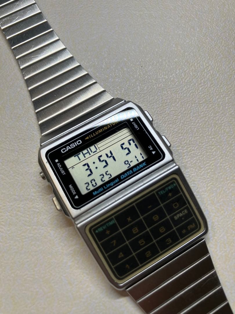 CASIO シルバー デジタル腕時計 DBC-611 極美品 完動品 電池新品