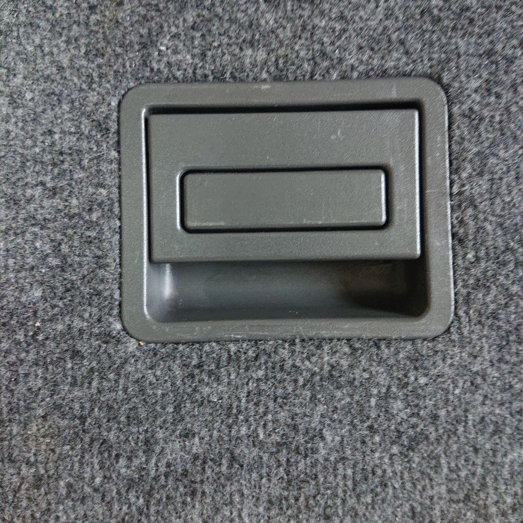 トヨタ エスティマ 純正トランクボード ラゲッジボード