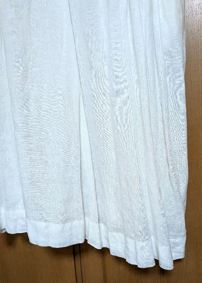 ネストローブ　 長袖 フレアワンピース　リネン