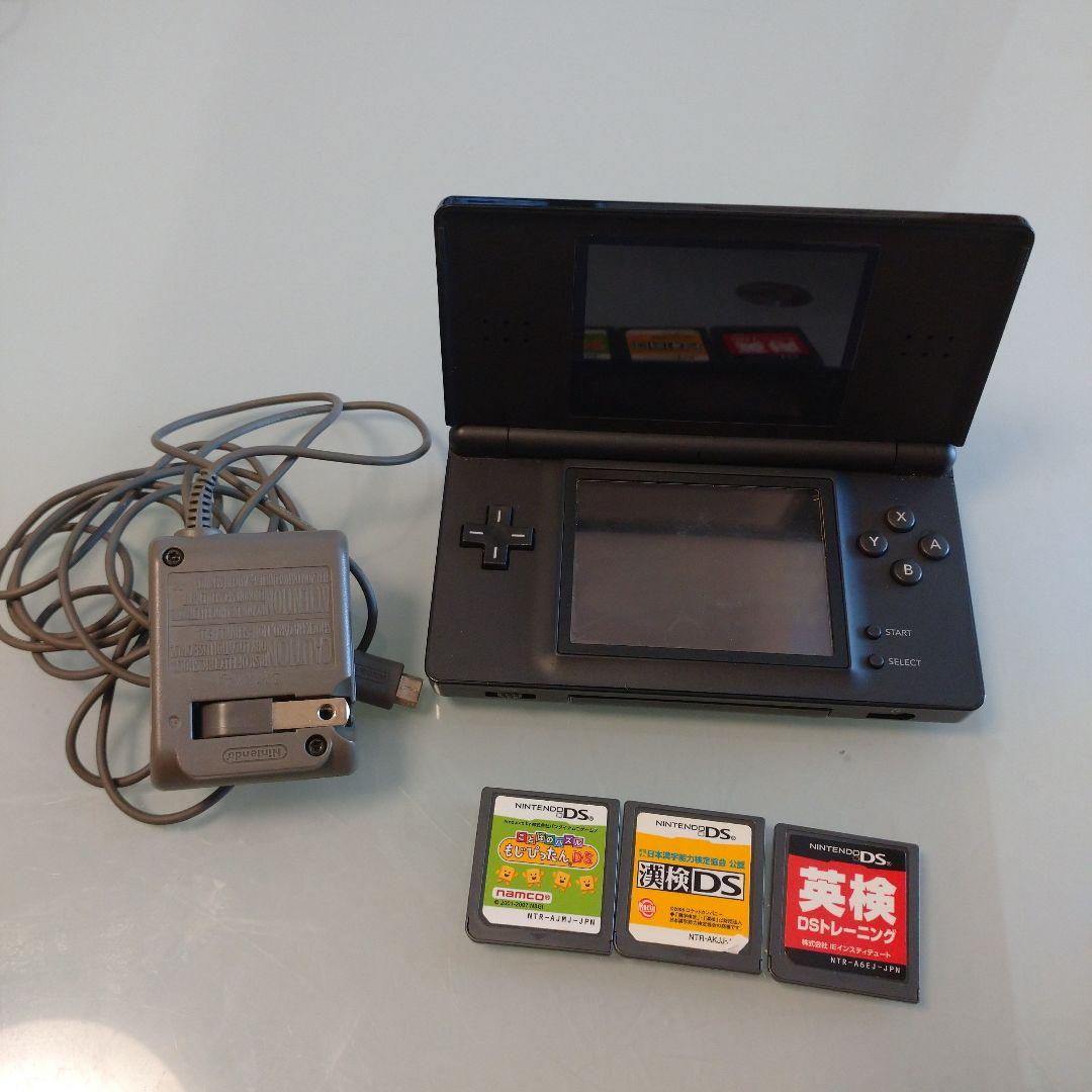 Nintendo　ニンテンドーDSlite　ウイニングイレブンDS　画面美品 Nintendo ニンテンドーDSlite ウイニングイレブンDS 画面極美品
