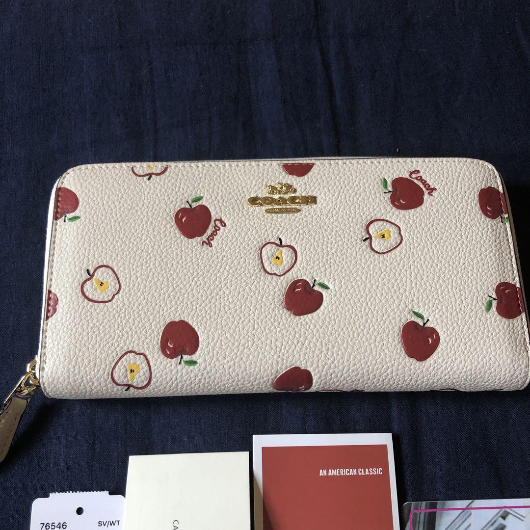 新品 コーチ COACH 長財布(ラウンドファスナー) レザー パーフォ