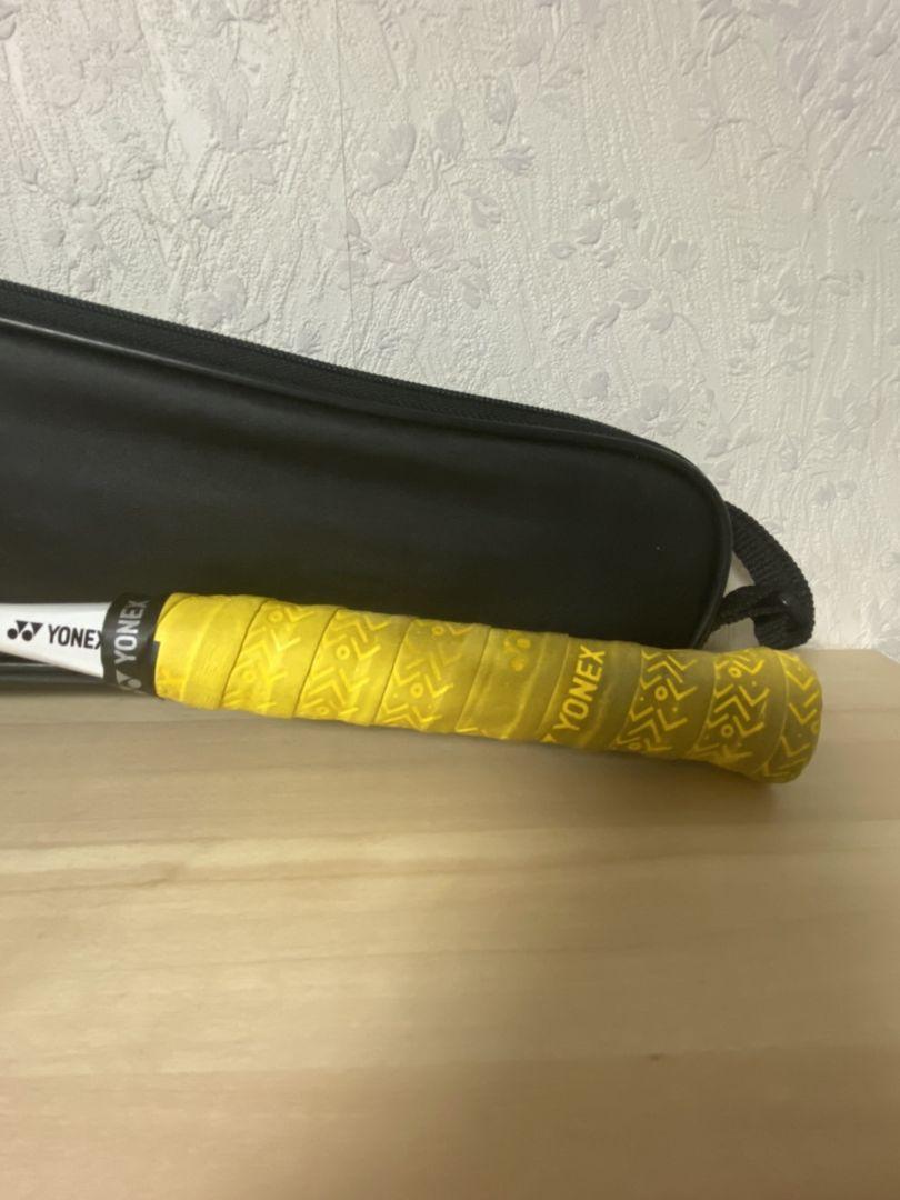 YONEX　バトミントンラケット　NANORAY60