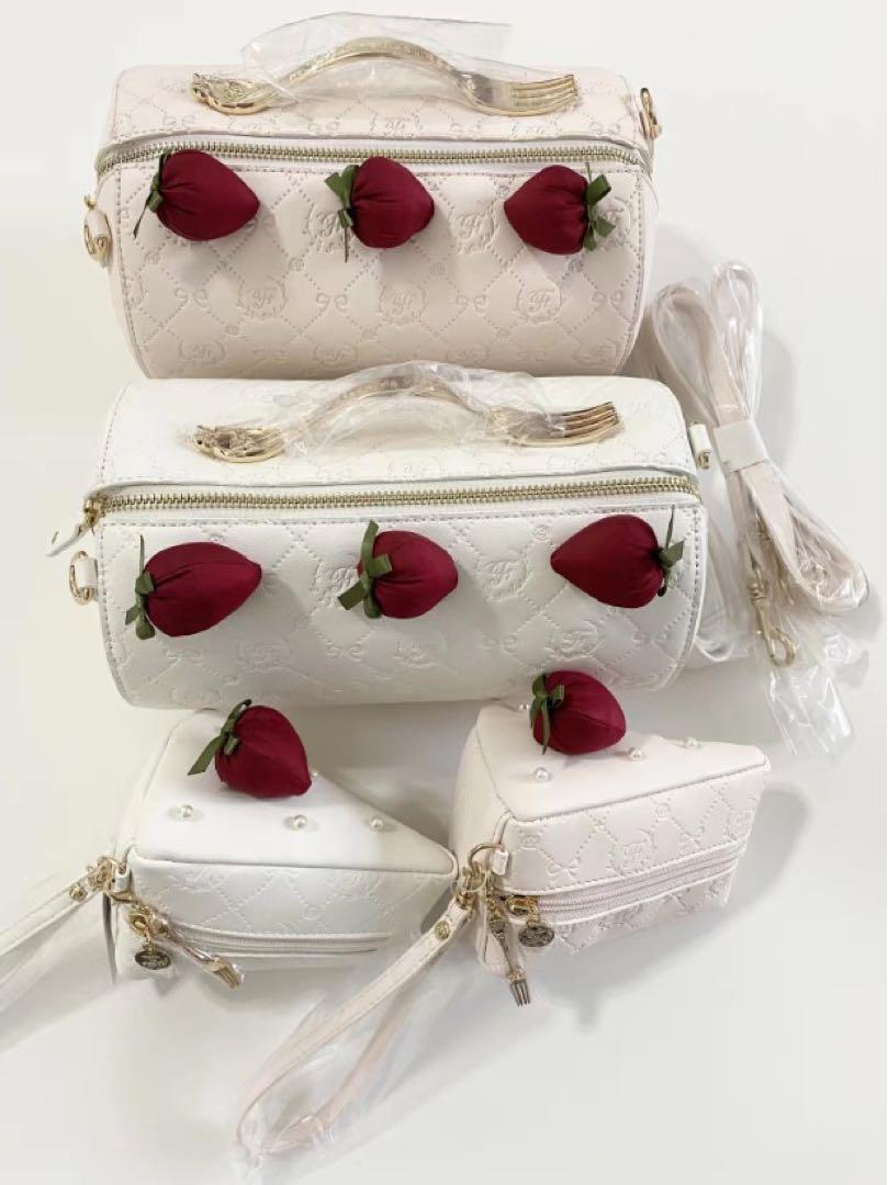 うたたネコ様いちこピンクバックMaison de FLEUR