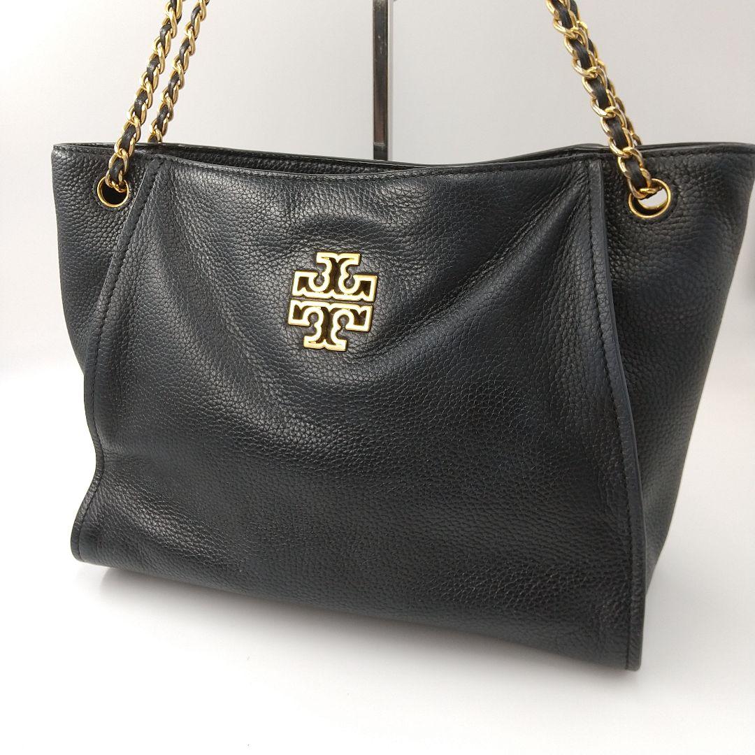 【特別訳あり特価】
Burch Tory 美品✨ ブリテン チェーン ロゴ ネイビー 2way トートバッグ 【特別訳あり特価】
Burch Tory 美品✨ ブリテン チェーン ロゴ ネイビー 2way トートバッグ