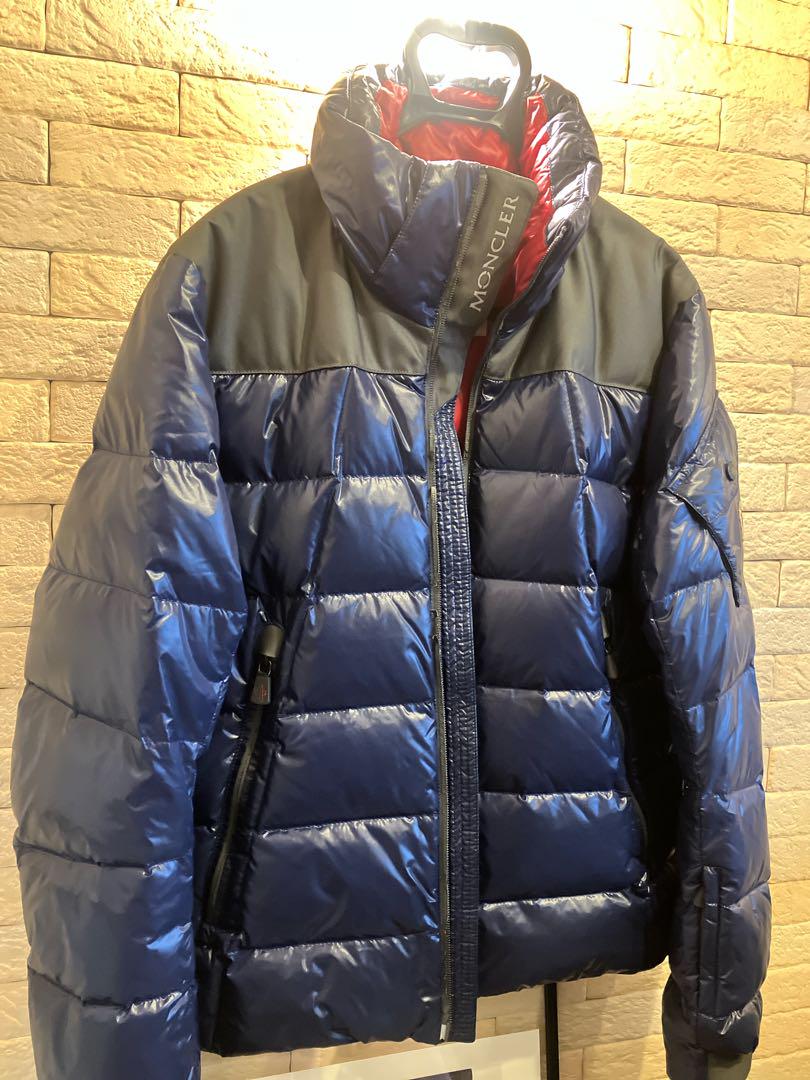 【最終値下げ】MONCLER ネイビー ダウンジャケット