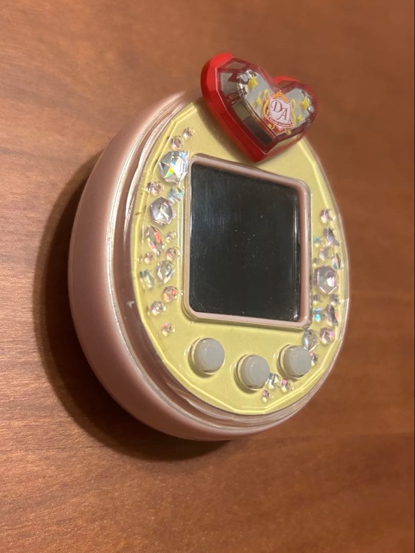 たまごっち　P's ピース　本体➕デコピアス　アイカツ　ドリームアカデミーver