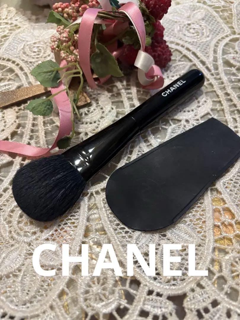 CHANEL パンソー BLUSH ケース付き　 ブラッシュ　ブラシ