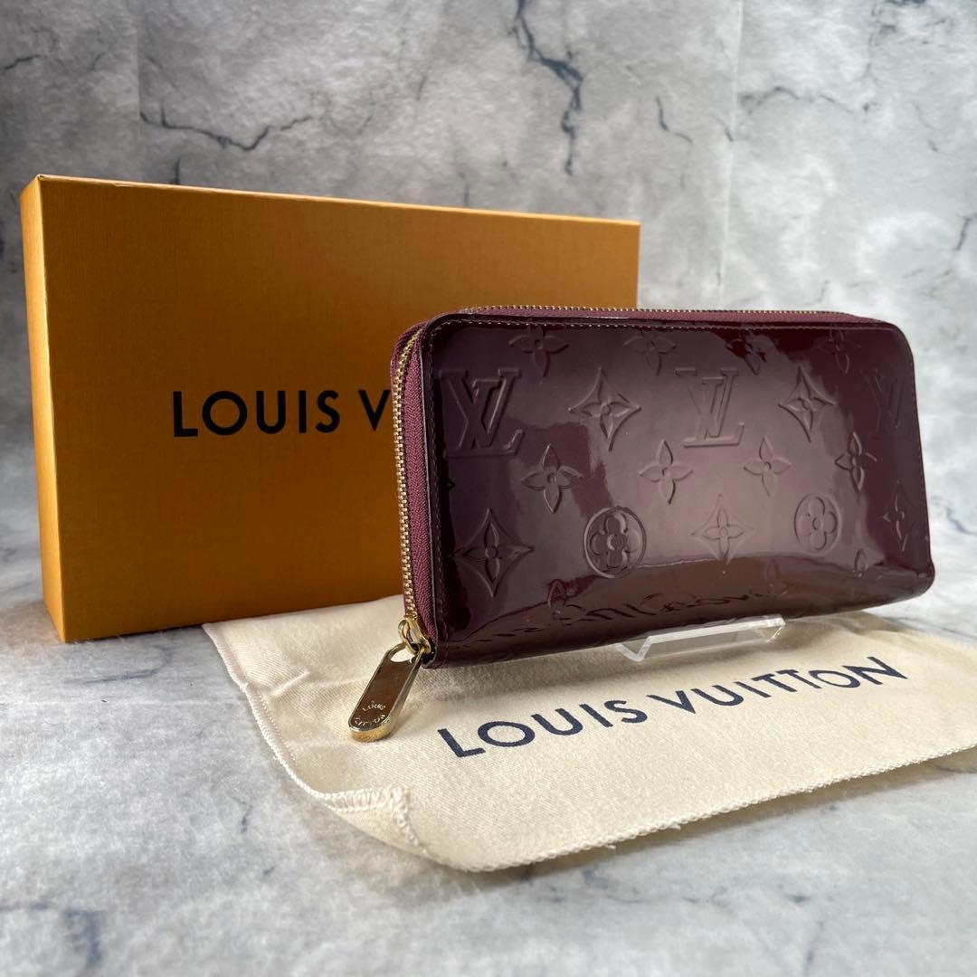 LOUIS VUITTON モノグラム ヴェルニ アマラント ジッピーウォレット