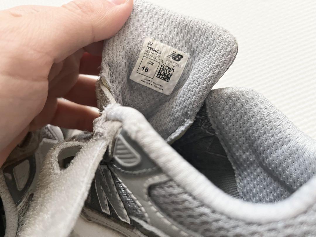 IV990GL6 16cm  new balance　ニューバランス　990V6