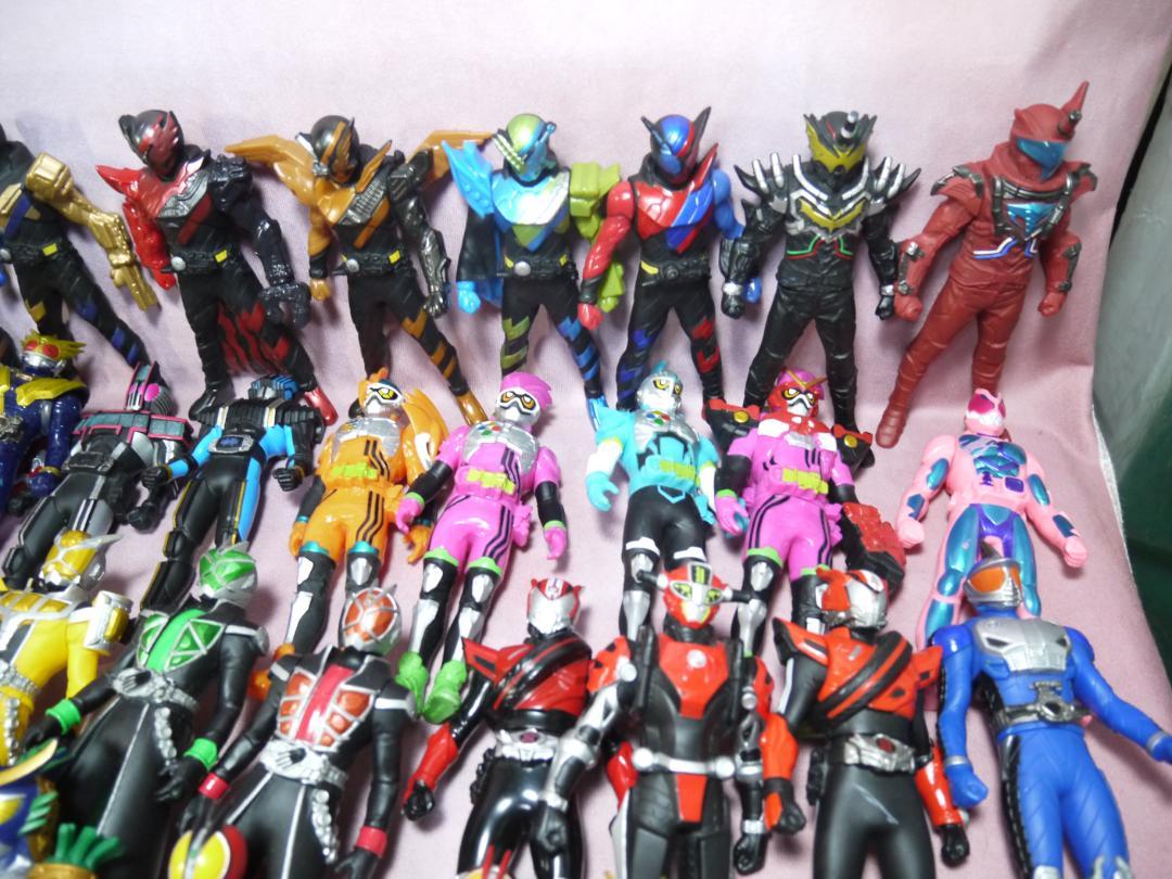 ライダーヒーローシリーズ ビルド・ジオウ・鎧武など ソフビ94体