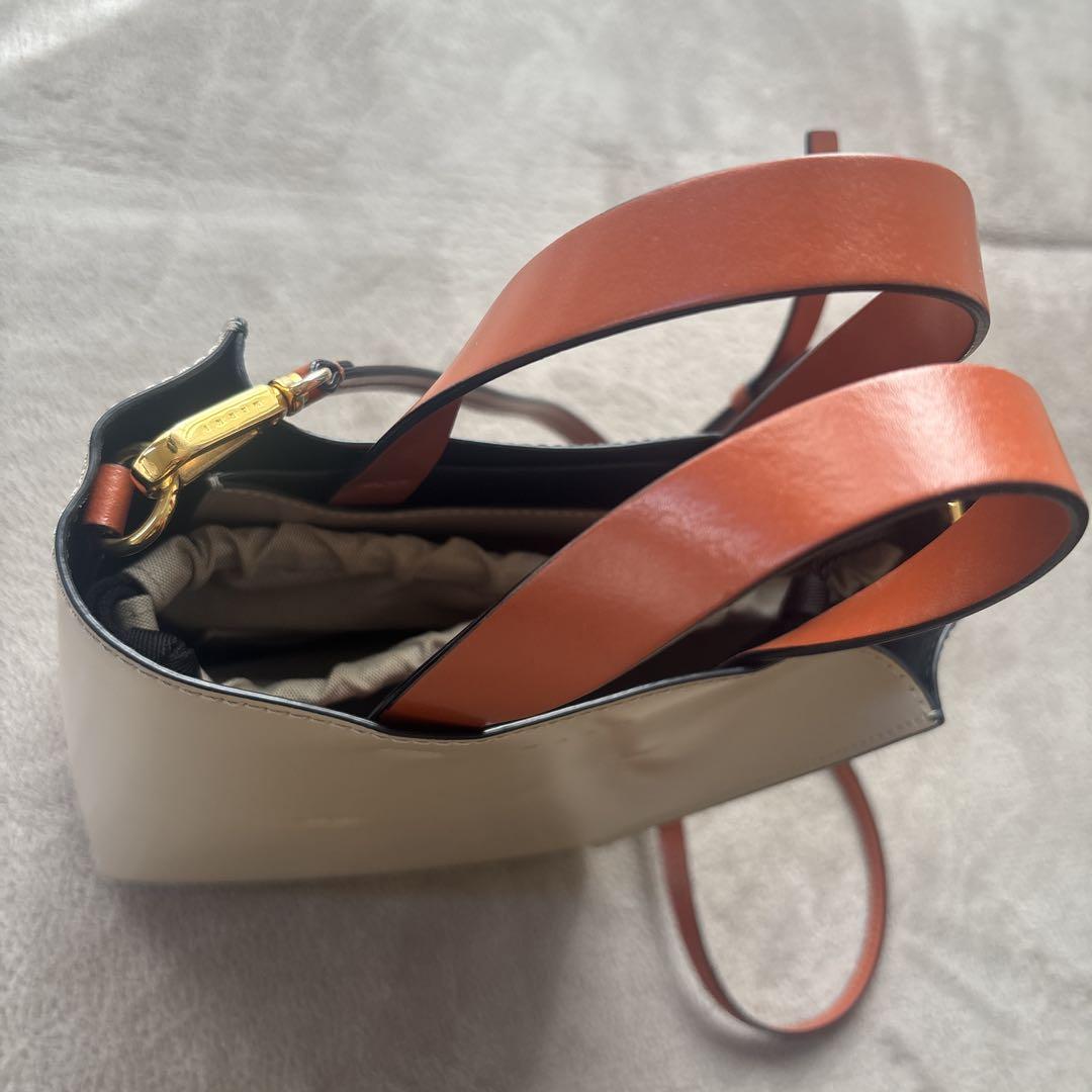 MARNI バイカラー　ショルダーバッグ