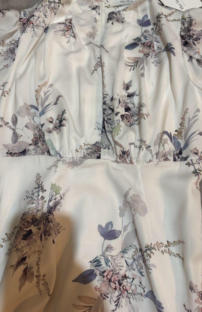 【新品タグ付き】French Bouquet Puff Sleeve Dress French Bouquet Puff Sleeve Dressの通販 by かずきん's shop