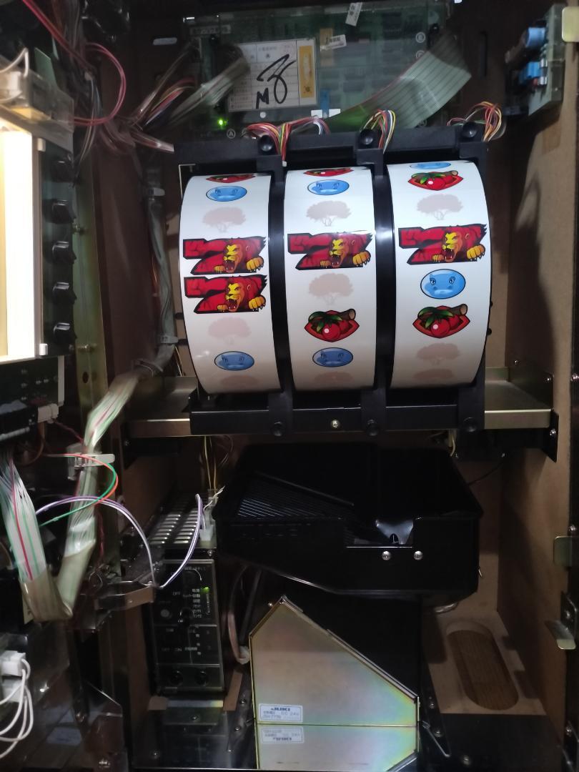 【パチスロ実機】サミー★猛獣王S【オートプレイ付コイン不要機付】４号機・人気台