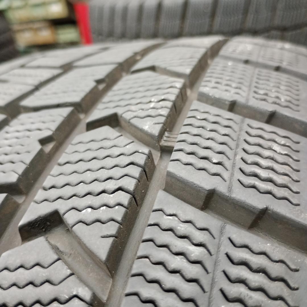 バリ溝 215/55R17 DUNLOP スタッドレス 2020年 4本　②