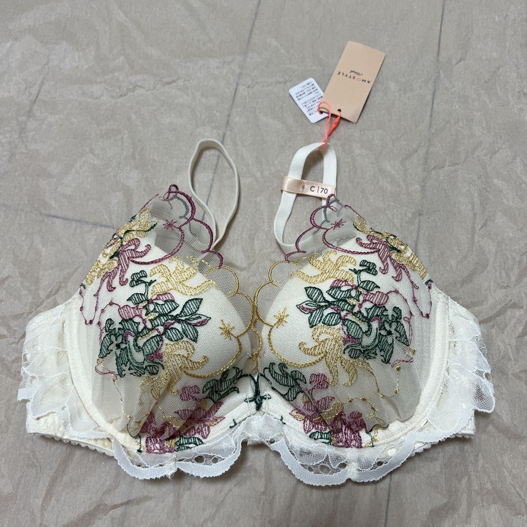 新品】アモスタイル 夢みるブラdeepV アモスタイル×マナミ