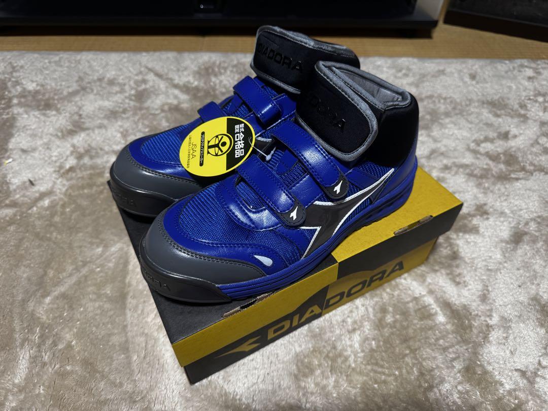 新品未使用　DIADORA ブルー　26cm 3E