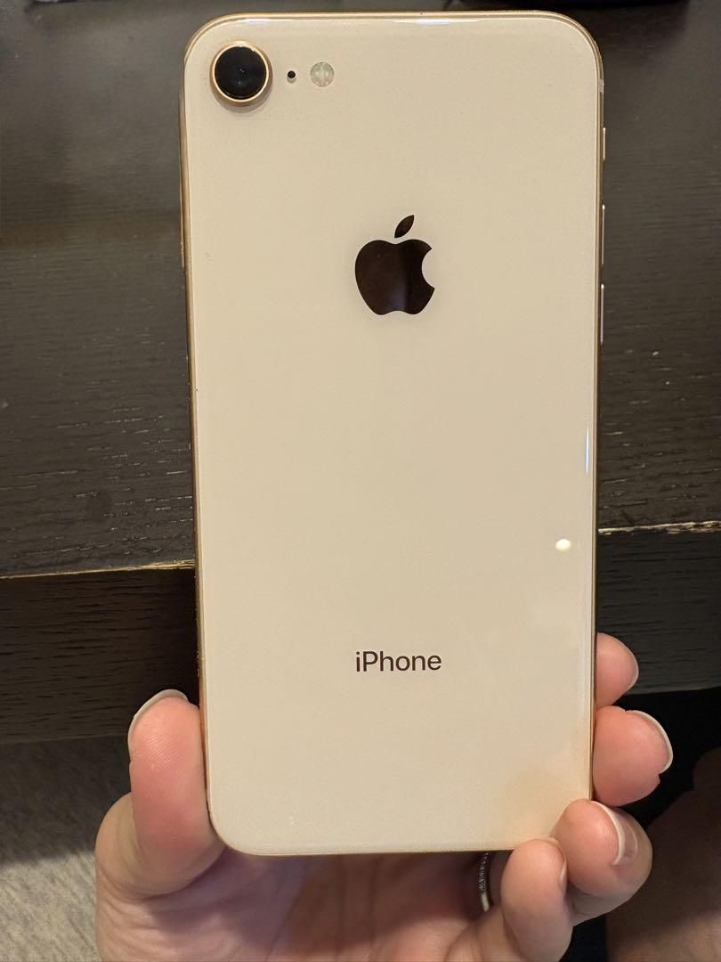 Apple iPhone 8 ゴールド 本体