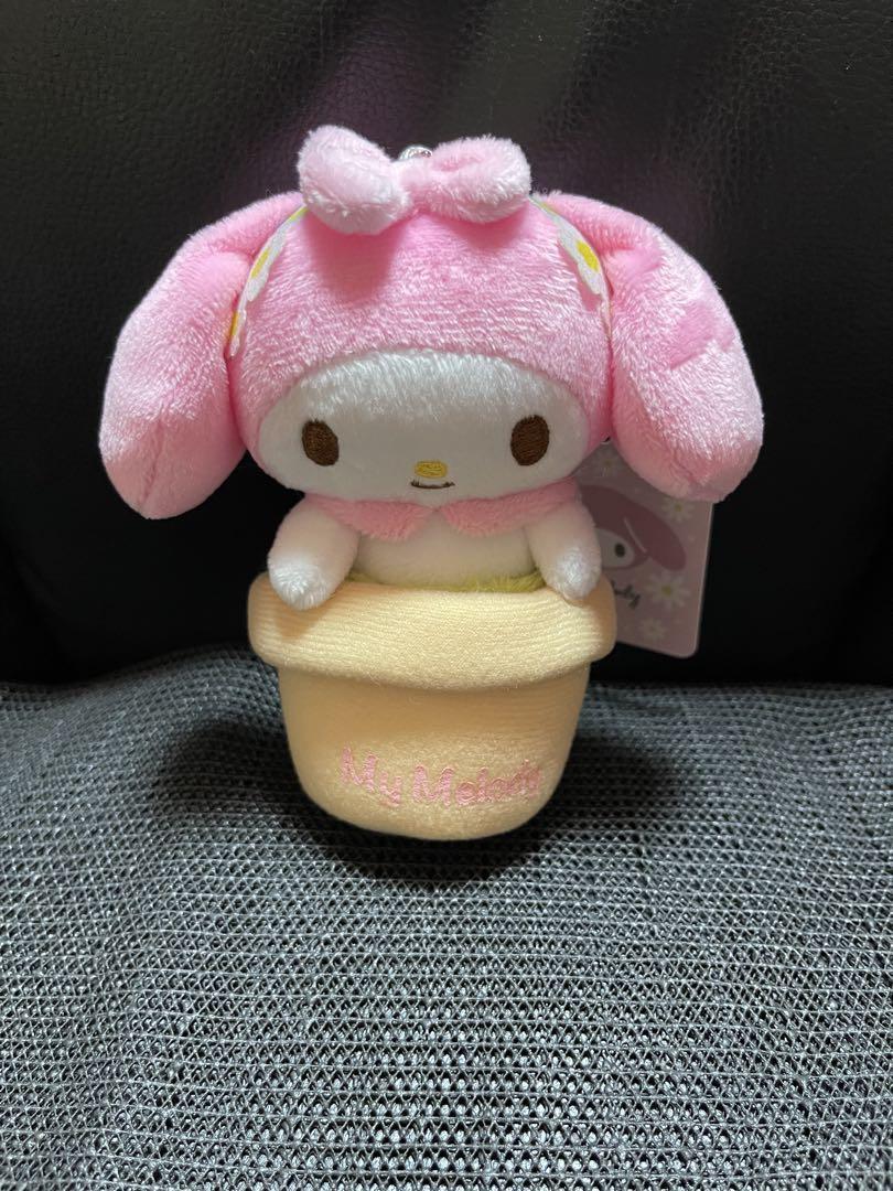 ぬいぐるみ型立体フラワーマスコット マイメロディです。 - メルカリ