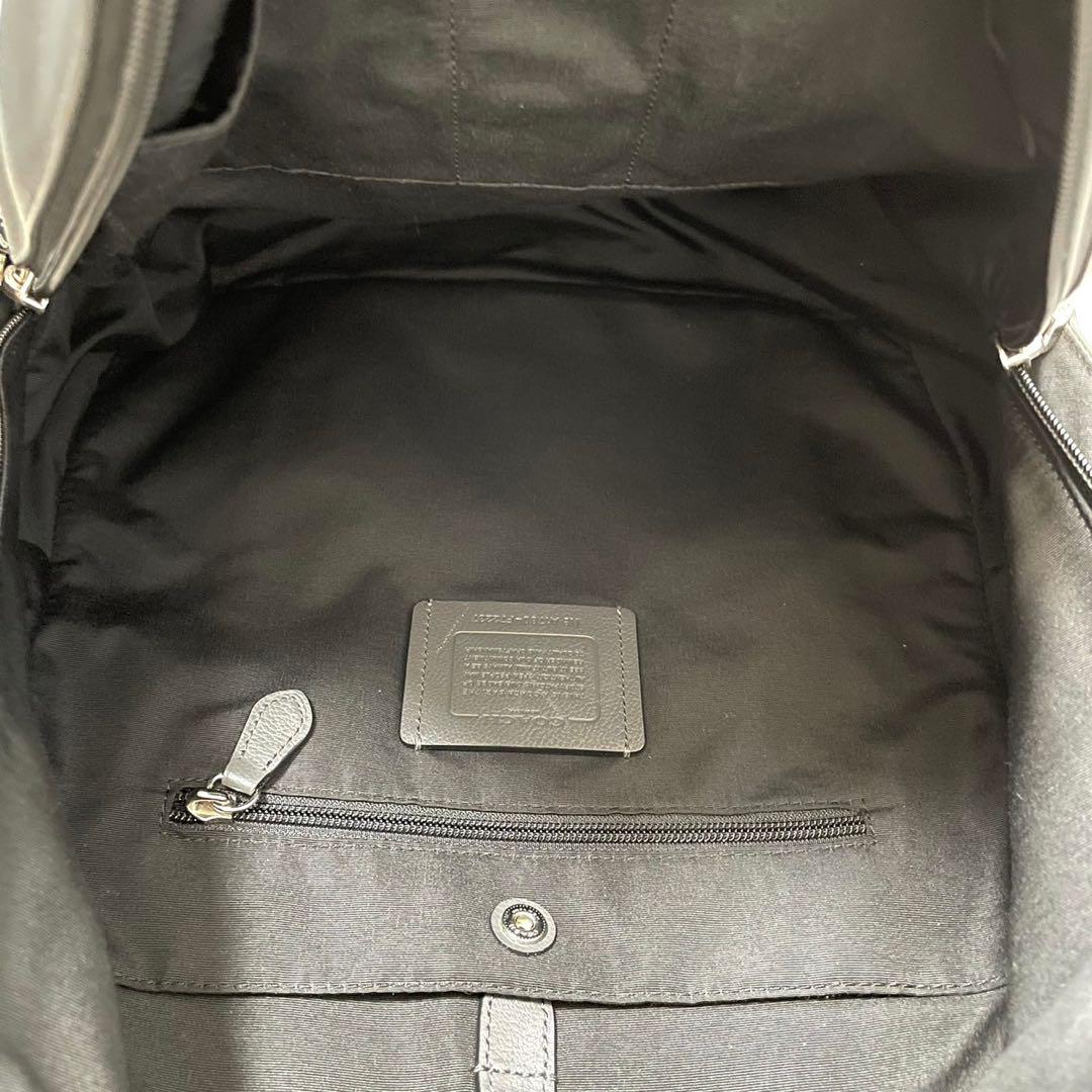 【美品】コーチ リュック レザー ダークグレー PC収納可 大容量 ロゴ型押し