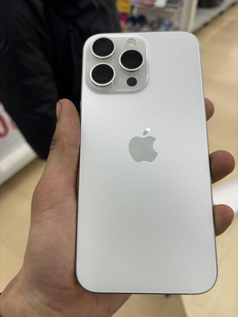 Apple iPhone 15 Pro MAX256GB本体 ホワイト