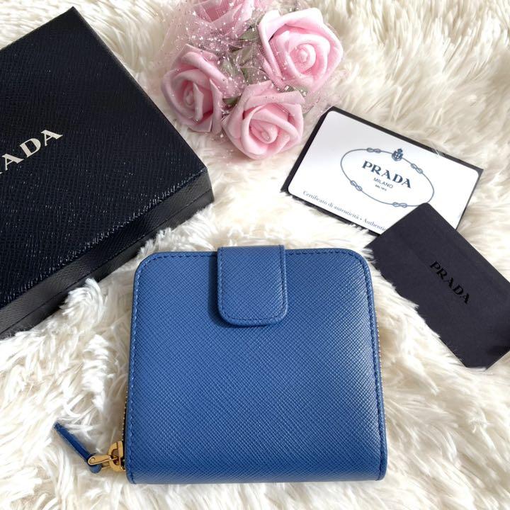 ブルー系激安店舗 【新品未使用品】PRADA プラダ 二つ折り財布 美人姉妹 PRADA 新品未使用 ピンク 財布 プラダ 折り財布