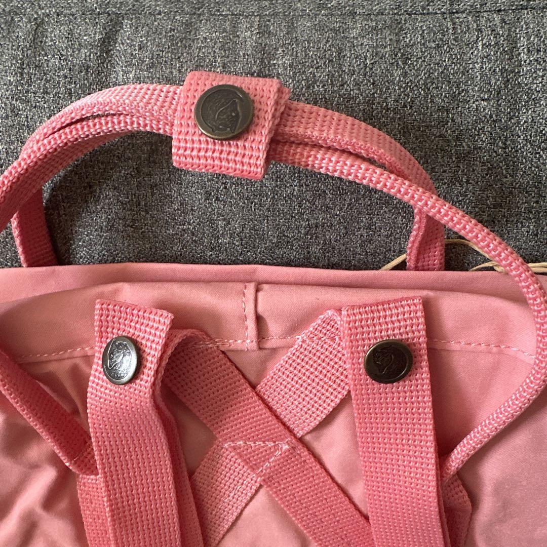 Fjällräven Kånken Classic ピンクリュック