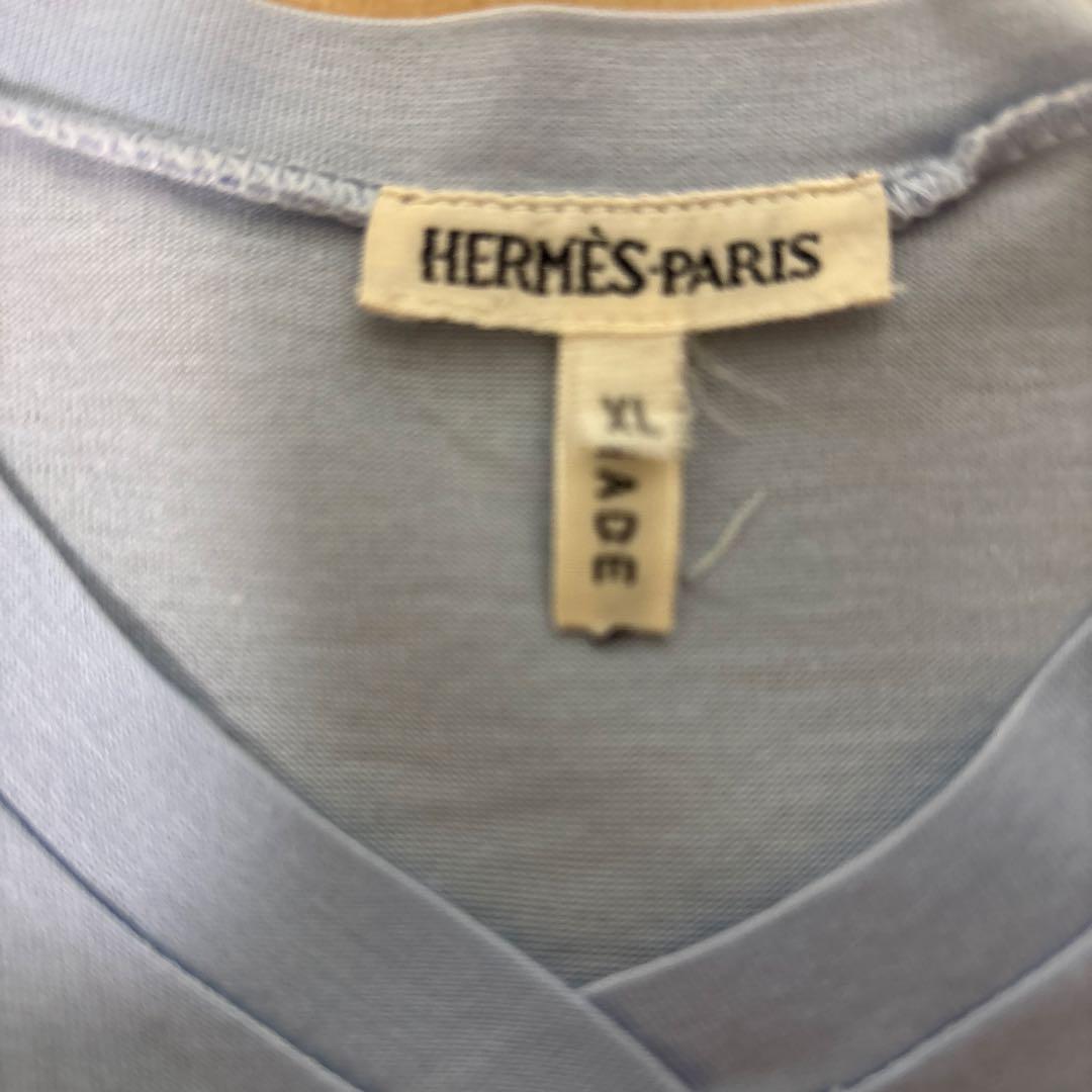 HERMES ライトブルー Vネック Tシャツ HERMES ライトブルー Vネック Tシャツ