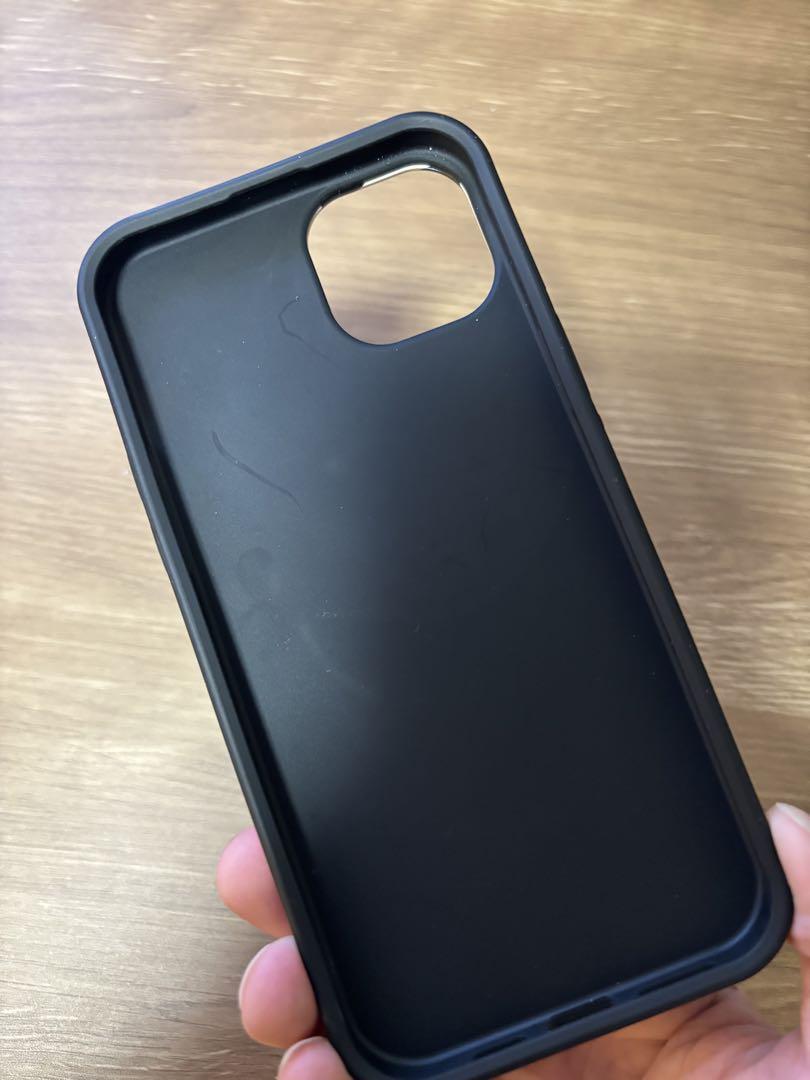 BURGA ゼブラ柄 iPhone15 pltus用ケース - メルカリ