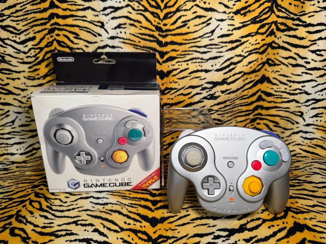 ジャンク品　箱付き　ゲームキューブ　ワイヤレスコントローラー　ウェーブバード