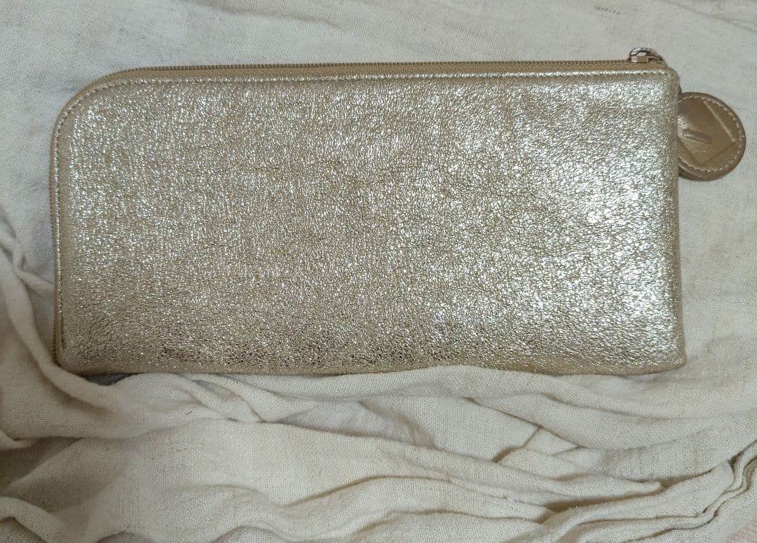 超 vagrie ヴァグリエ ゴールド長財布