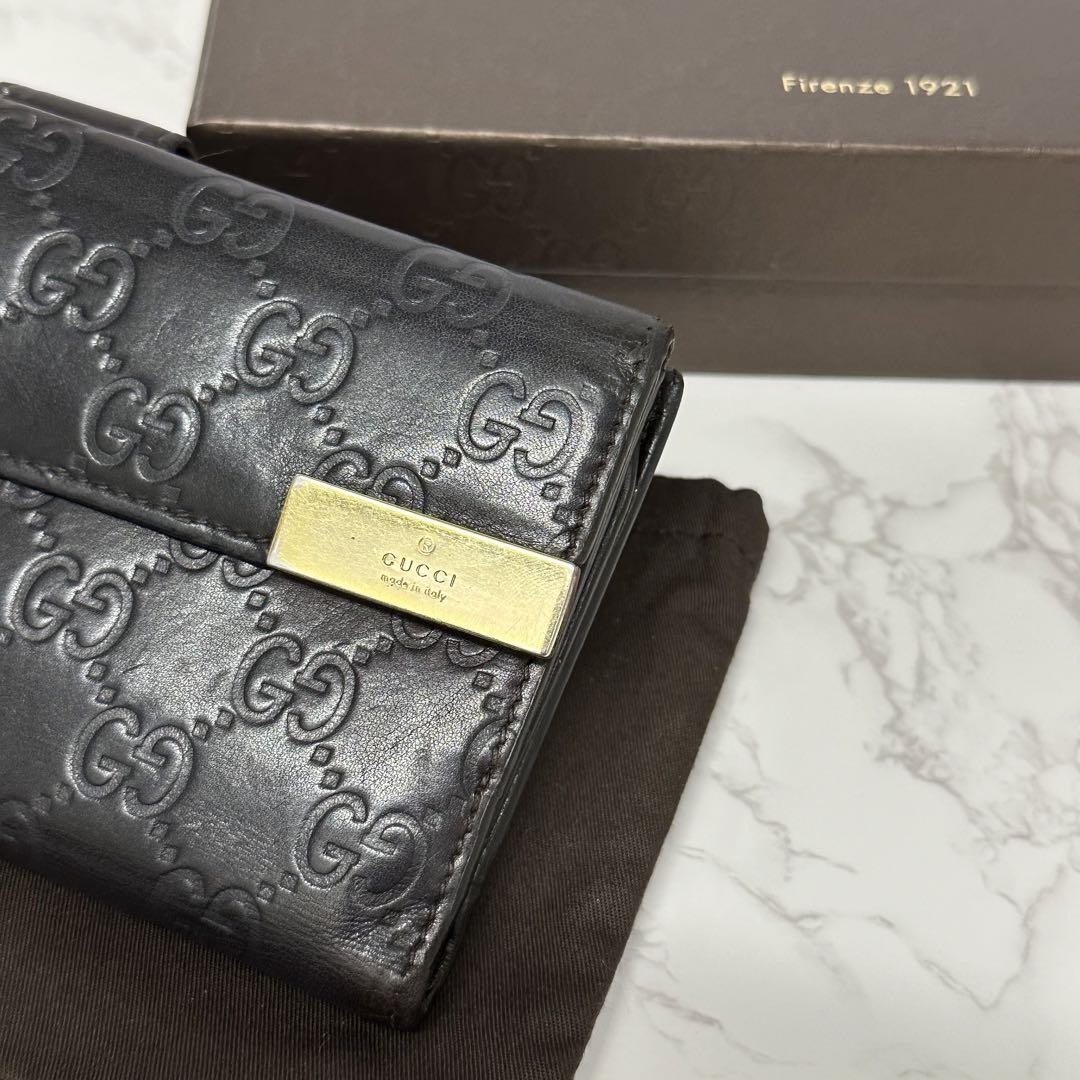新品同様‼️ グッチ　GUCCI 財布　二つ折り　折り財布　シマレザー 新品同様 グッチ GUCCI 財布 二つ折り 折り財布 シマレザー