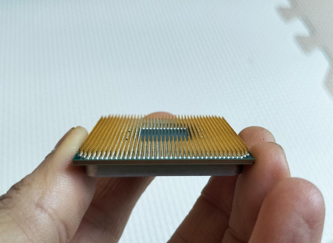 AMD Ryzen 5 3600 6-Core, 12-Thread Unlocked Desktop