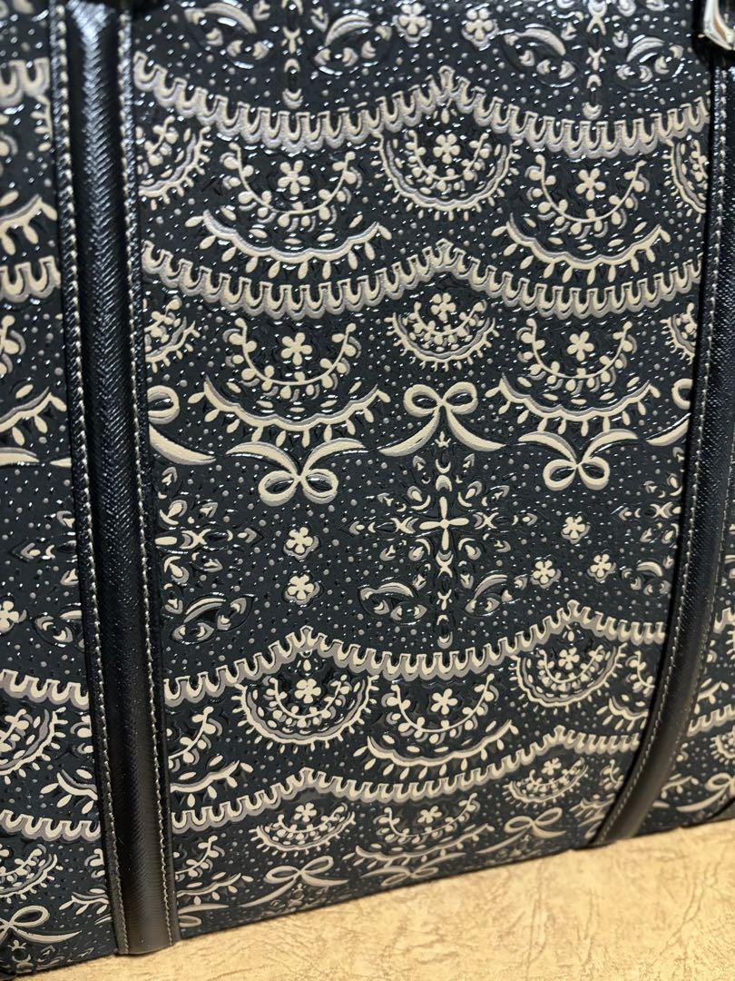 未使用 印傳屋 トートバッグ 刺繍柄 プライデン