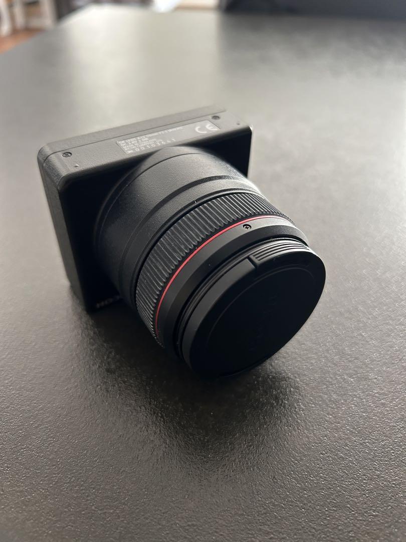 F2.5 MACRO